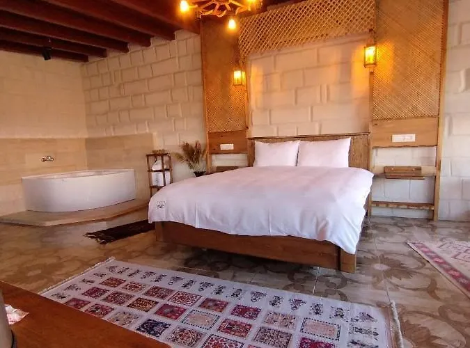 Begam Butik 3* アヴァノス